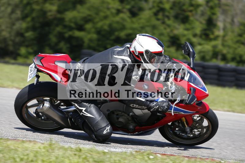 /Archiv-2024/29 12.06.2024 MOTO.CH Track Day ADR/Gruppe gelb/29